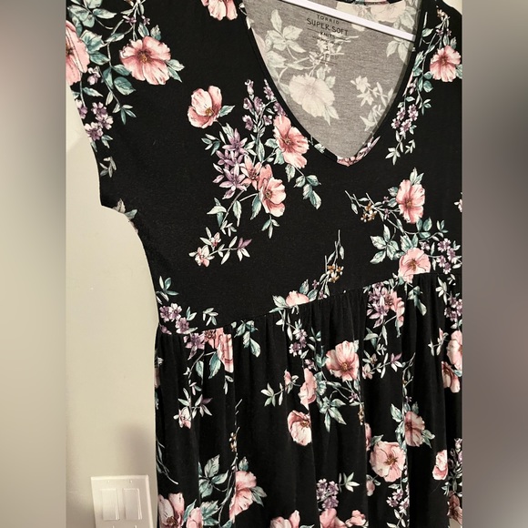 ❌SOLD❌Torrid Babydoll Top - SUPER SOFT - Picture 9 of 9